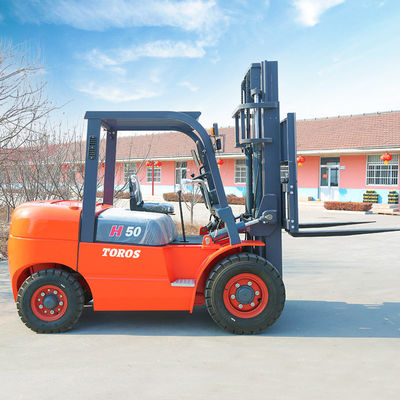 Buy Safety 3500kg Diesel Operated Forklift With Movable Fork Simple Operation online manufacture