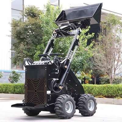 Buy TOROS Diesel Skid Steer Construction Equipment With 4-6In Ground Clearance online manufacture