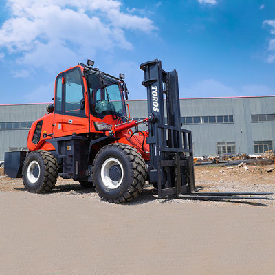 Diesel Powered Off Road Forklift 5000Lbs Outdoor Forklift Power Saving