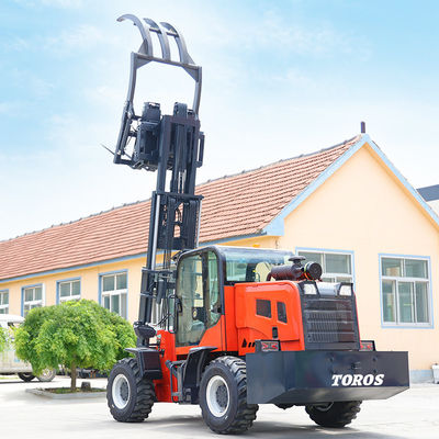 4 Wheel On Road Off Road Forklift 5000Lbs For Construction Site
